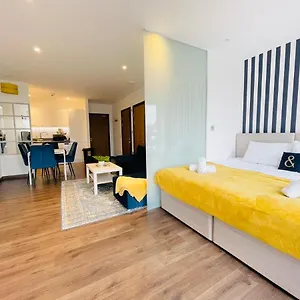 Park Street Luton By Hostaguest Apartment